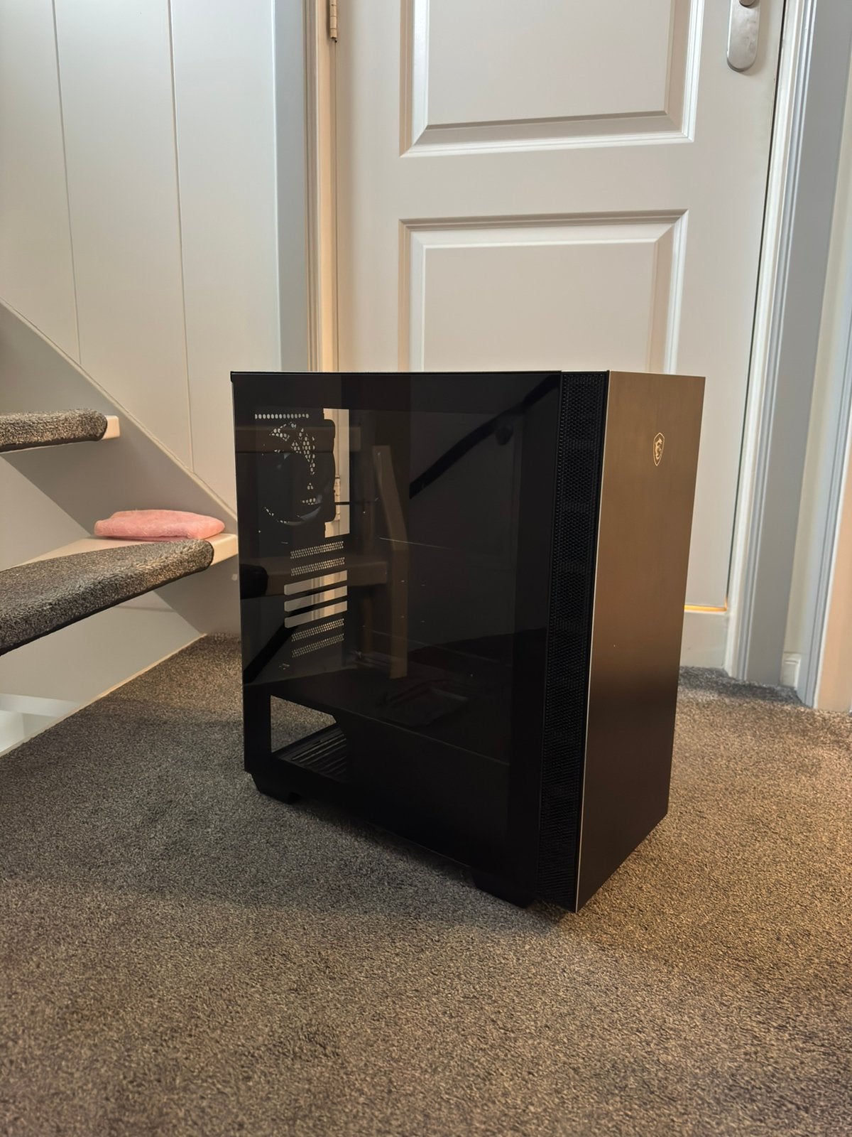 MSI MPG SEKIRA 100P PC Behuizing – nette staat, Ophalen of Verzenden, Zo goed als nieuw