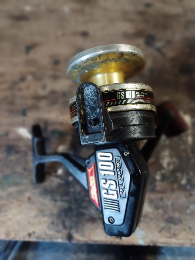 Daiwa GS100 en shimano bootstok, Ophalen of Verzenden, Gebruikt, Complete hengel