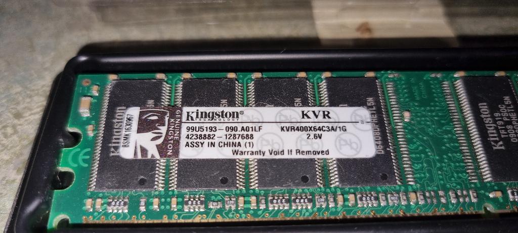 Kingston KVR400X64C3A / 1 GB DDR, Gebruikt, Ophalen of Verzenden, DDR, Desktop