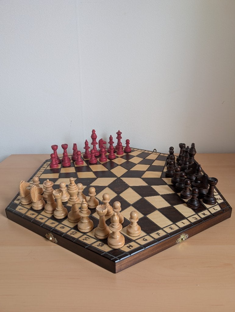 Uniek Houten 3-Personen Schaakbord / Schaakspel (Zeshoekig), Drie of vier spelers, Ophalen of Verzenden, Zo goed als nieuw