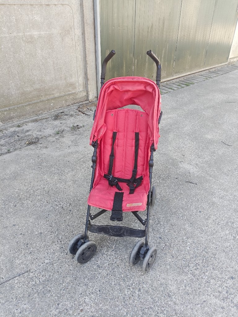 Koelstra buggy rood, Kinderen en Baby's, Buggy's, Ophalen, Gebruikt, Koelstra, Verstelbare rugleuning