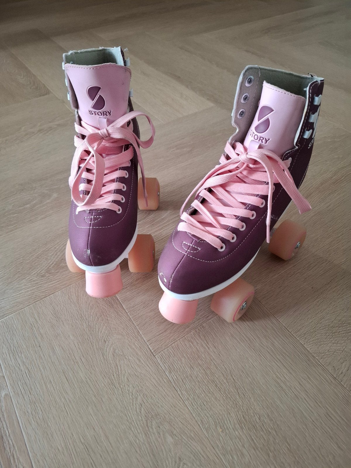 Rolschaatsen, Ophalen, Zo goed als nieuw, Dames