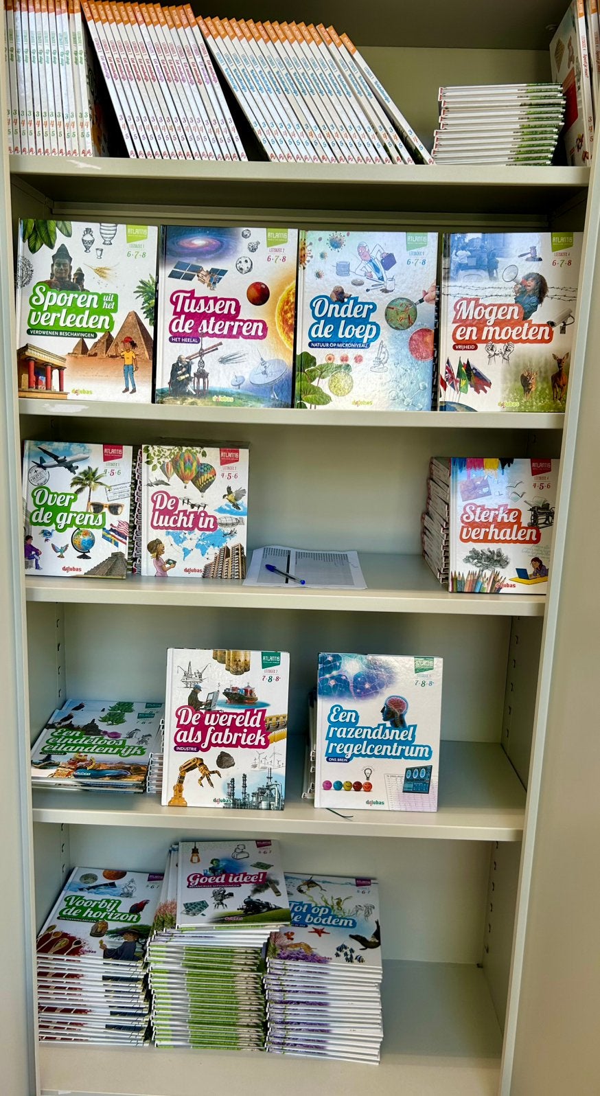 Atlantis lesboeken, Boeken, Ophalen, Zo goed als nieuw, Overige niveaus, Nederlands