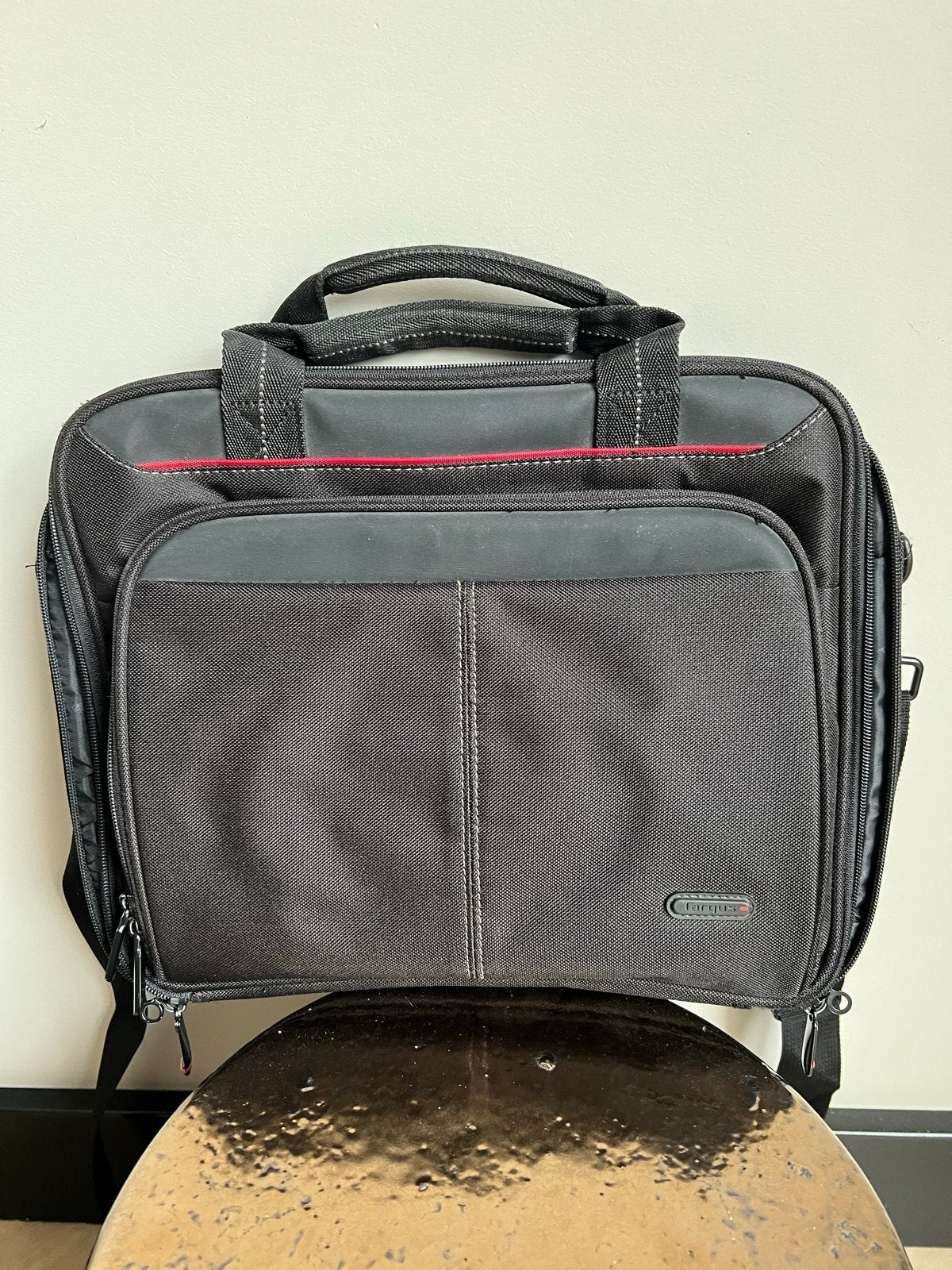 Targus laptoptas 15 inch met schouderband, Gebruikt, Gevoerd laptopvak, 15 inch, Overige typen