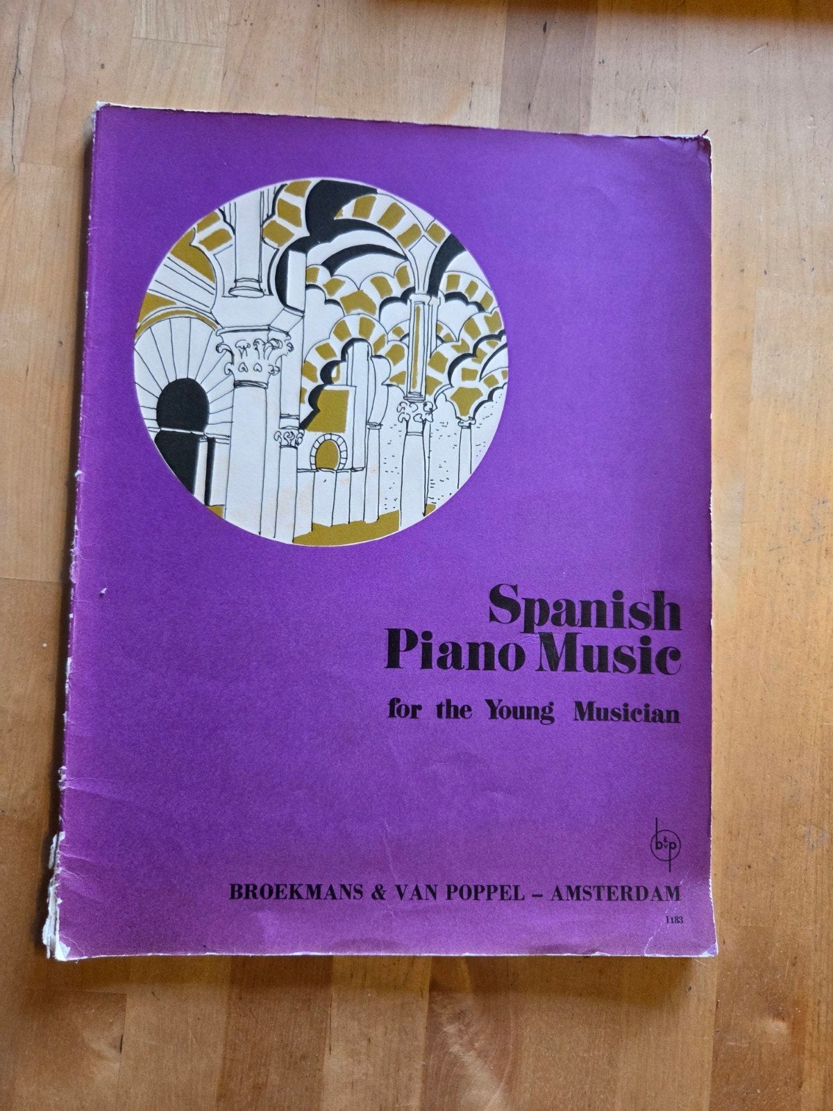 Spanish Piano Music for the Young Musician, Muziek en Instrumenten, Gebruikt, Klassiek, Ophalen of Verzenden, Thema
