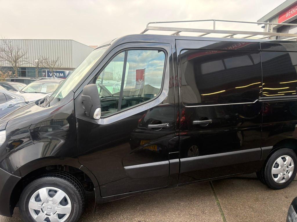 Nissan NV400 2.3 dCi L1H1 Business, Auto's, Bestelauto's, Stof, Gebruikt, Euro 6, 4 cilinders