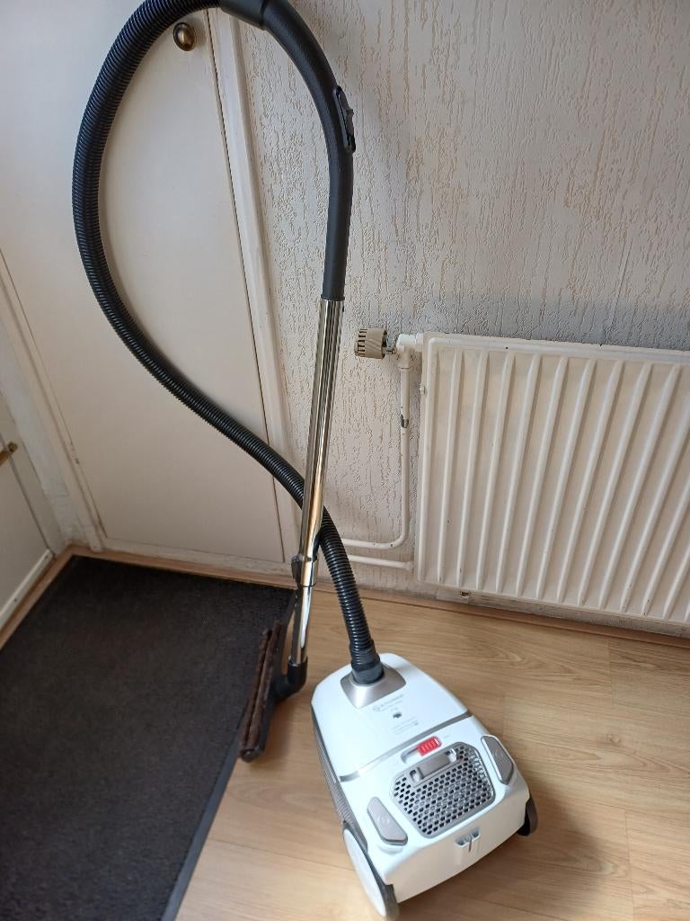 Stofzuiger SAUBER Power Plus  motor, Ophalen, Gebruikt, Stofzak, Minder dan 1200 watt