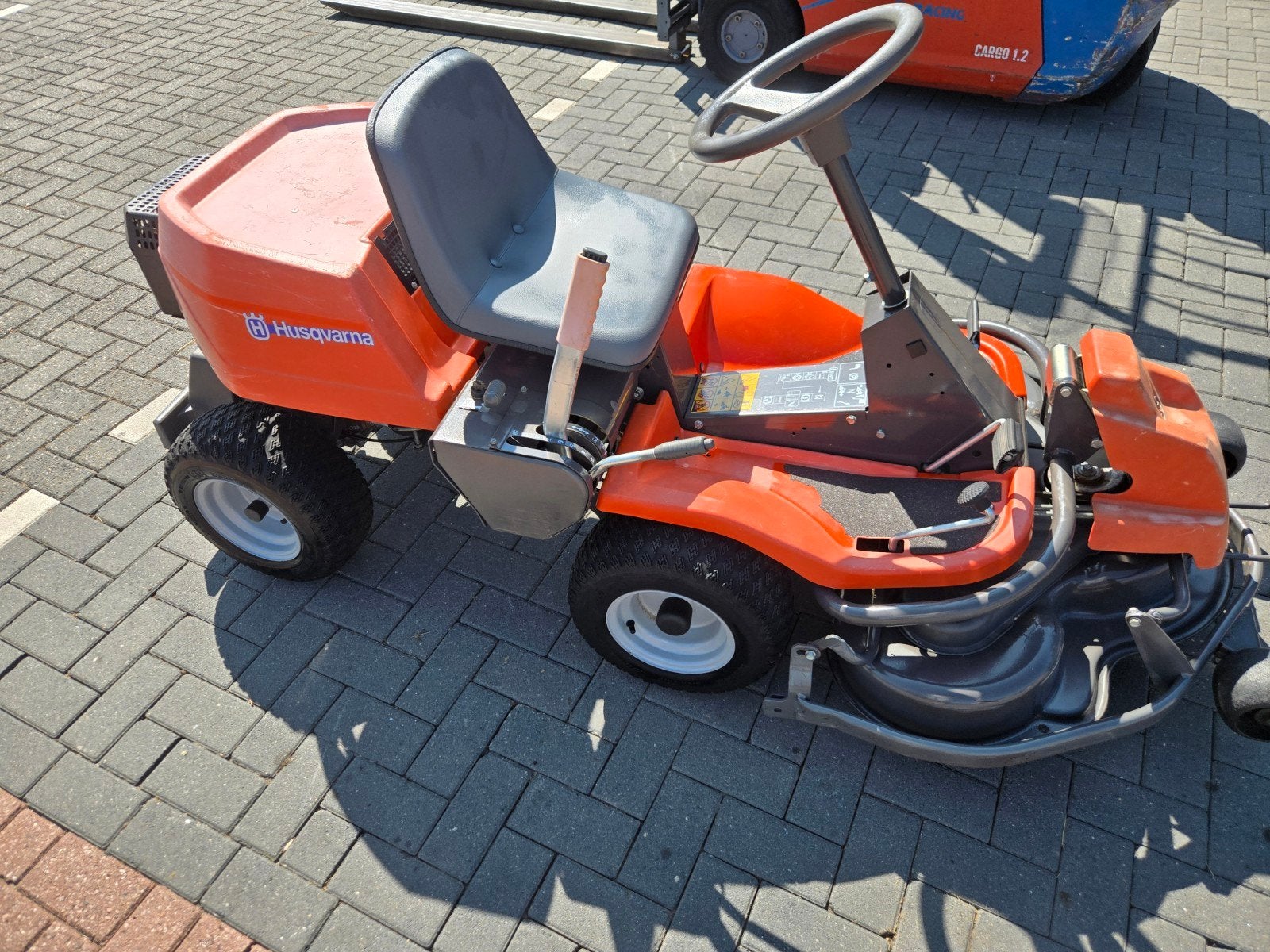 zitmaaier  husqvarna rider 16 hydro  mulch, Ophalen, Zo goed als nieuw, 50 cm of meer