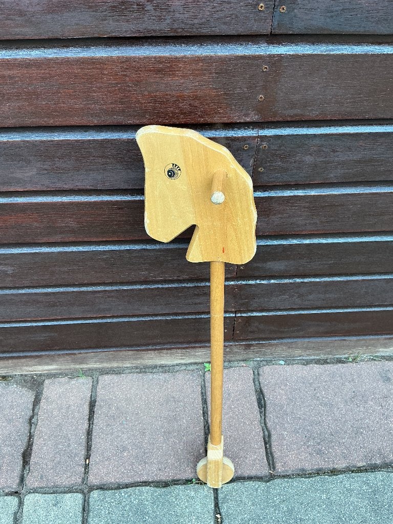 Vitage Hout stokpaardje, Ophalen, Gebruikt