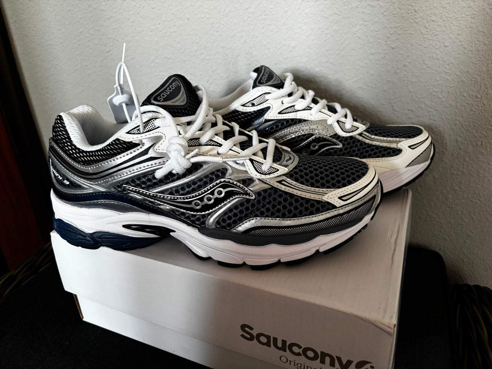 Saucony ProGrid Omni 9, Nieuw, Sneakers of Gympen, Verzenden, Blauw
