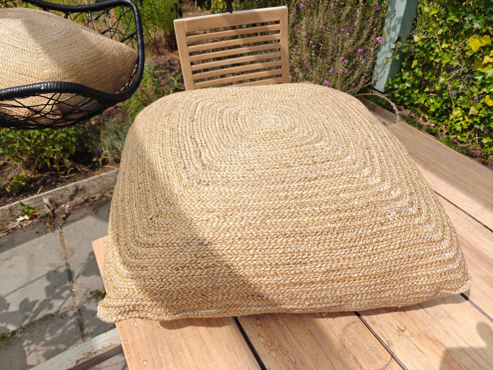 Jute kussen voor binnen of buiten, handgemaakt, Huis en Inrichting, Ophalen, Overige merken, Beige, Vierkant