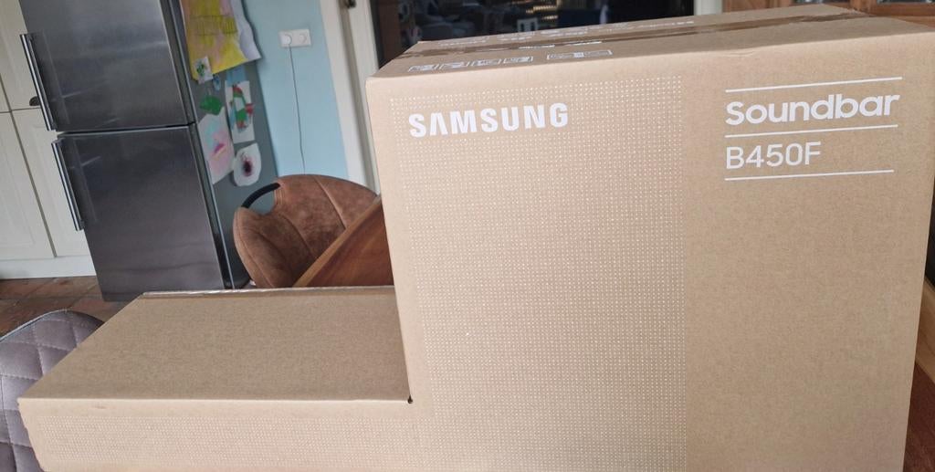Samsung Soundbar B450F - Nieuw in doos, Audio, Tv en Foto, Ophalen, Bluetooth, Nieuw