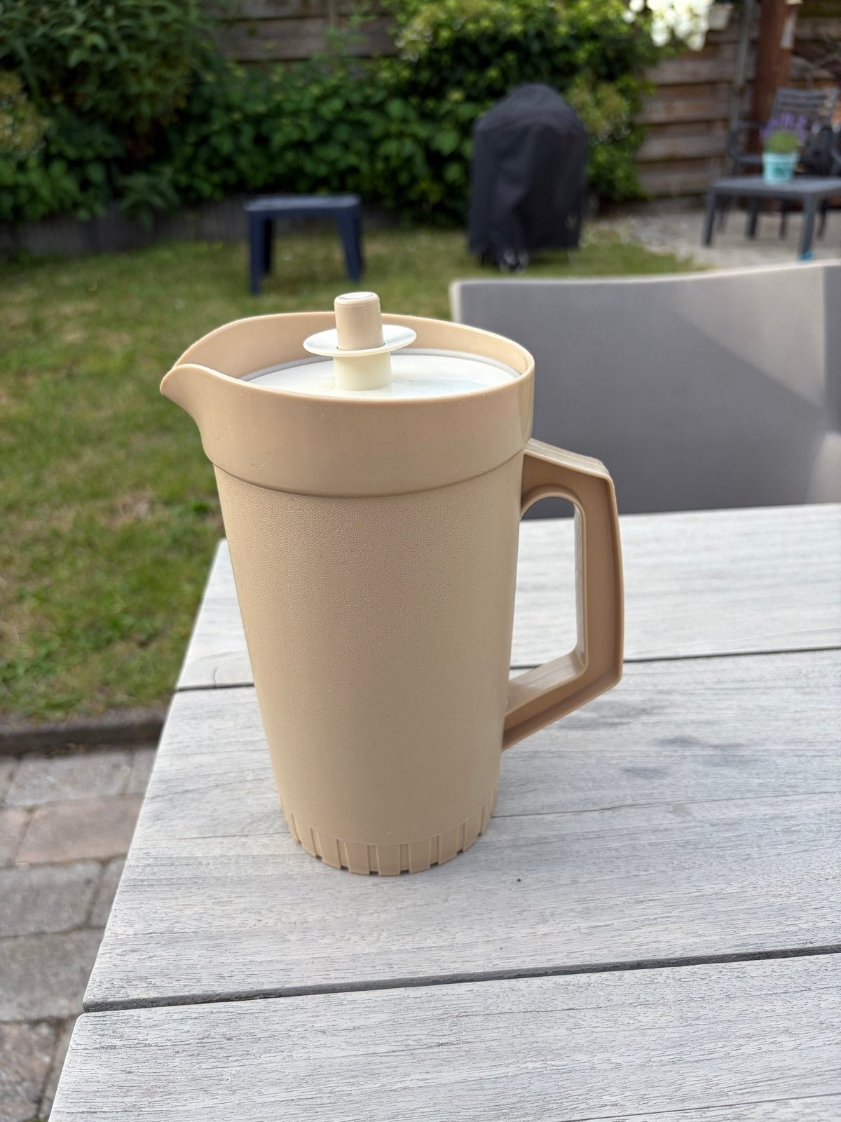 Vintage Tupperware Kan, Ophalen of Verzenden, Gebruikt, Bruin, Beker of Kan