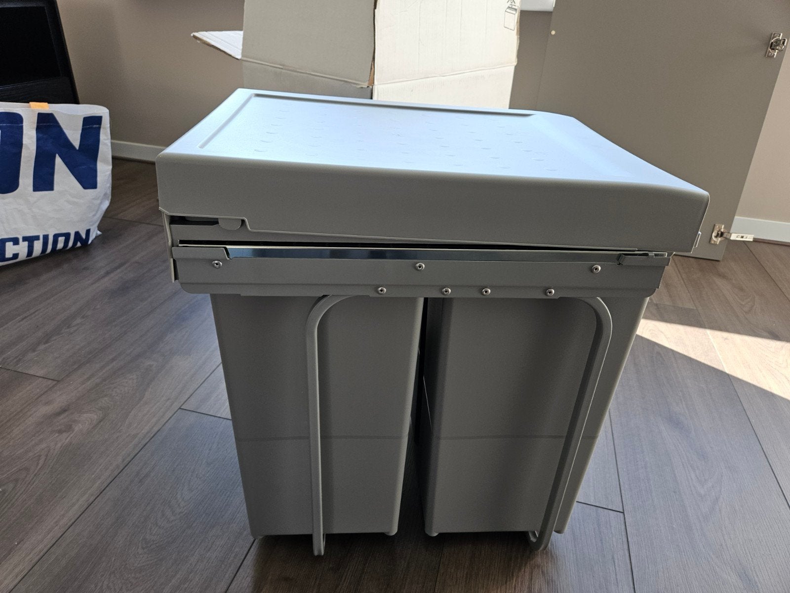 ophang prullenbak keuken, Huis en Inrichting, Woonaccessoires | Prullenbakken, 20 tot 30 liter, Ophalen, Nieuw, Kunststof