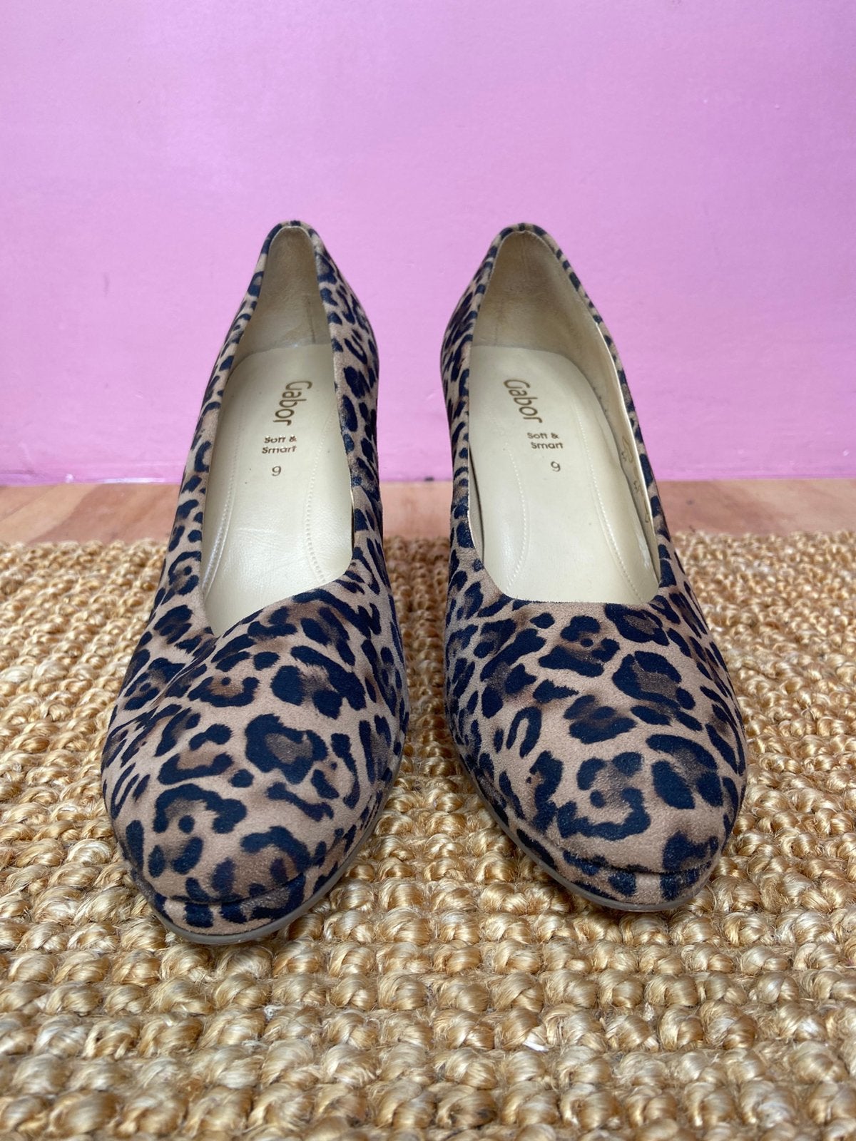 Pumps tijgerprint suede van het merk Gabor maat 43, Kleding | Dames, Schoenen, Ophalen of Verzenden, Zo goed als nieuw
