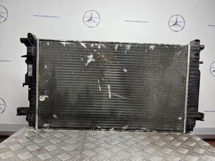 Radiateur van een Mercedes Sprinter, Ophalen of Verzenden, Gebruikt