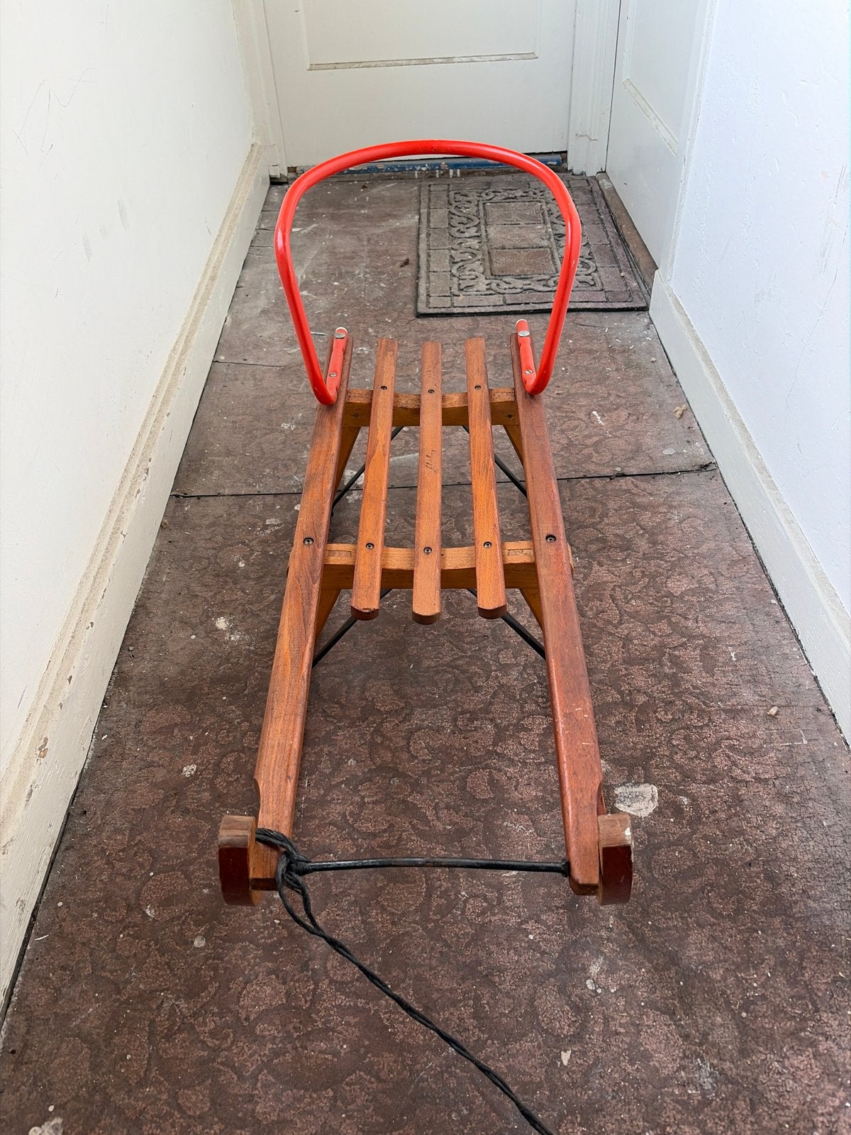 Vintage houten slee met rugleuning, Ophalen, Rugleuning, Gebruikt, Hout