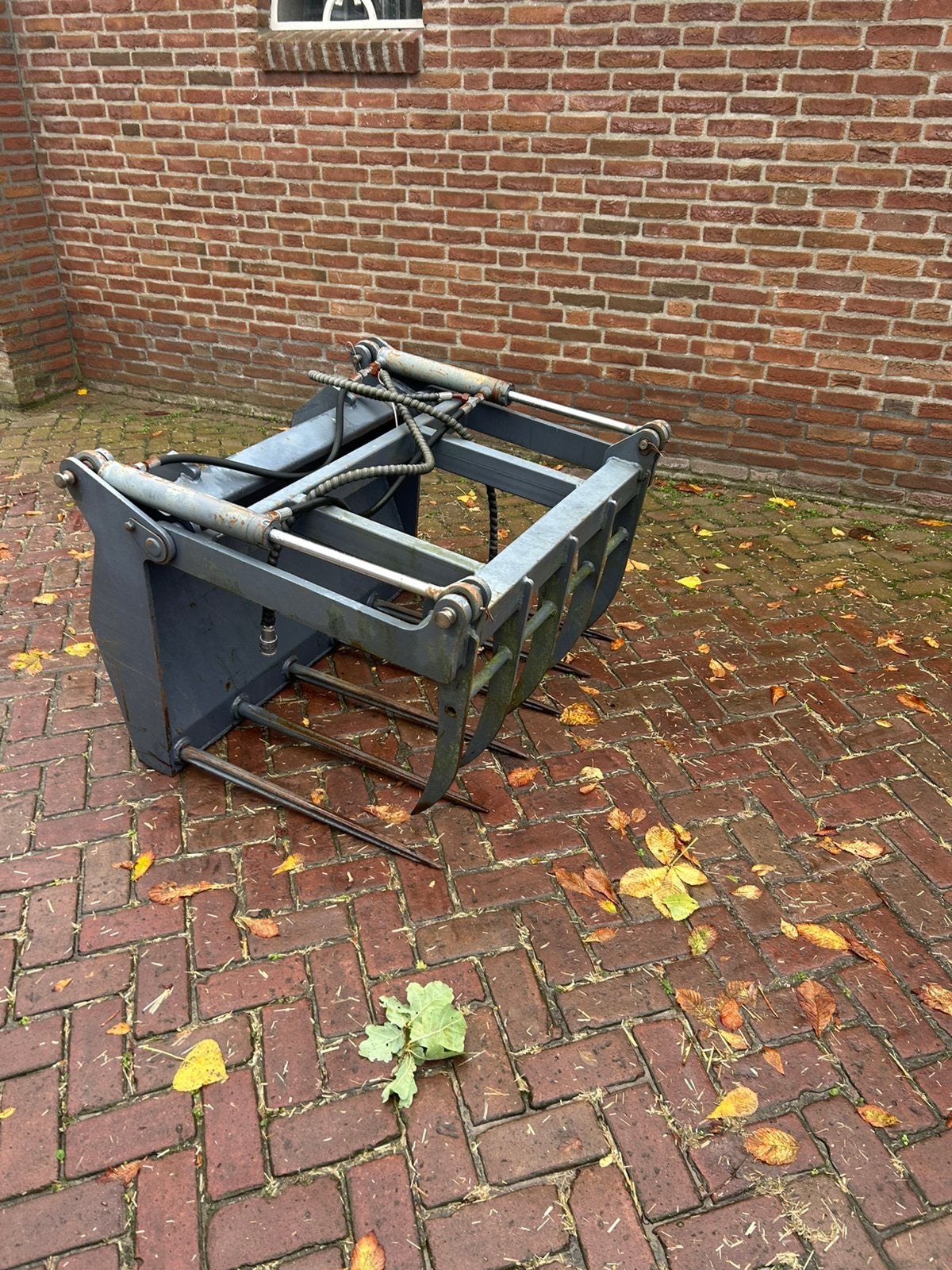 Giant mestklem, Ophalen, Zo goed als nieuw