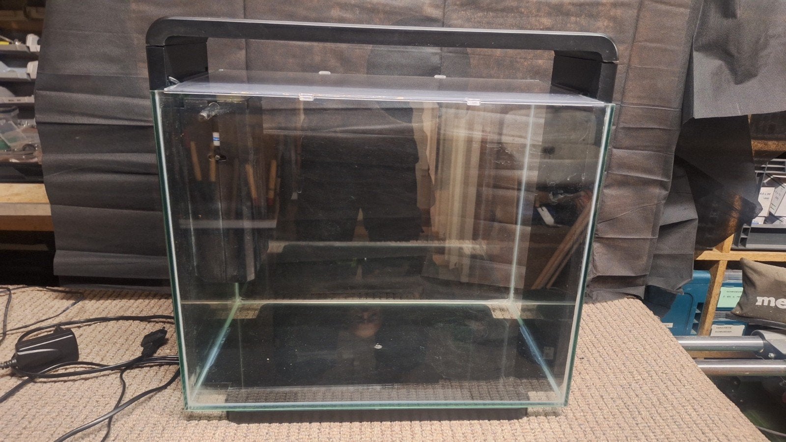 aquarium Superfish 45. met zwarte kap en ledverlichting, Ophalen, Inclusief deksel, Zo goed als nieuw, Leeg aquarium