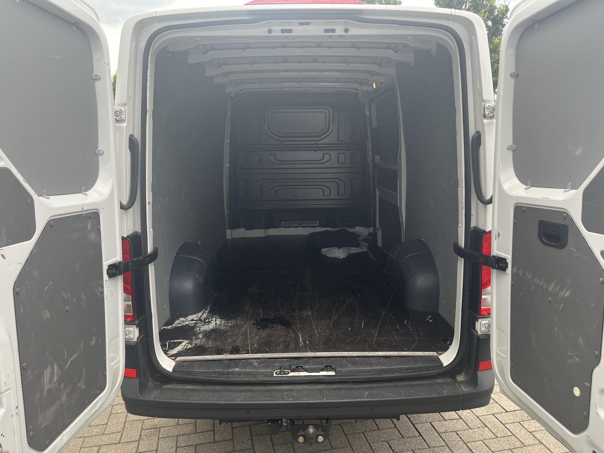 Volkswagen Crafter 2.0 TDI L3H2 140PK | Airco | Cruise Contr, Voorwielaandrijving, 12 maanden, Stof, Gebruikt