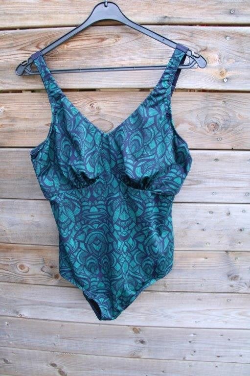 Badpak donkerblauw/ groen Nabaiji mt 42 C Cup Vaste prijs, Nabaiji, Badpak, Ophalen of Verzenden, Zo goed als nieuw