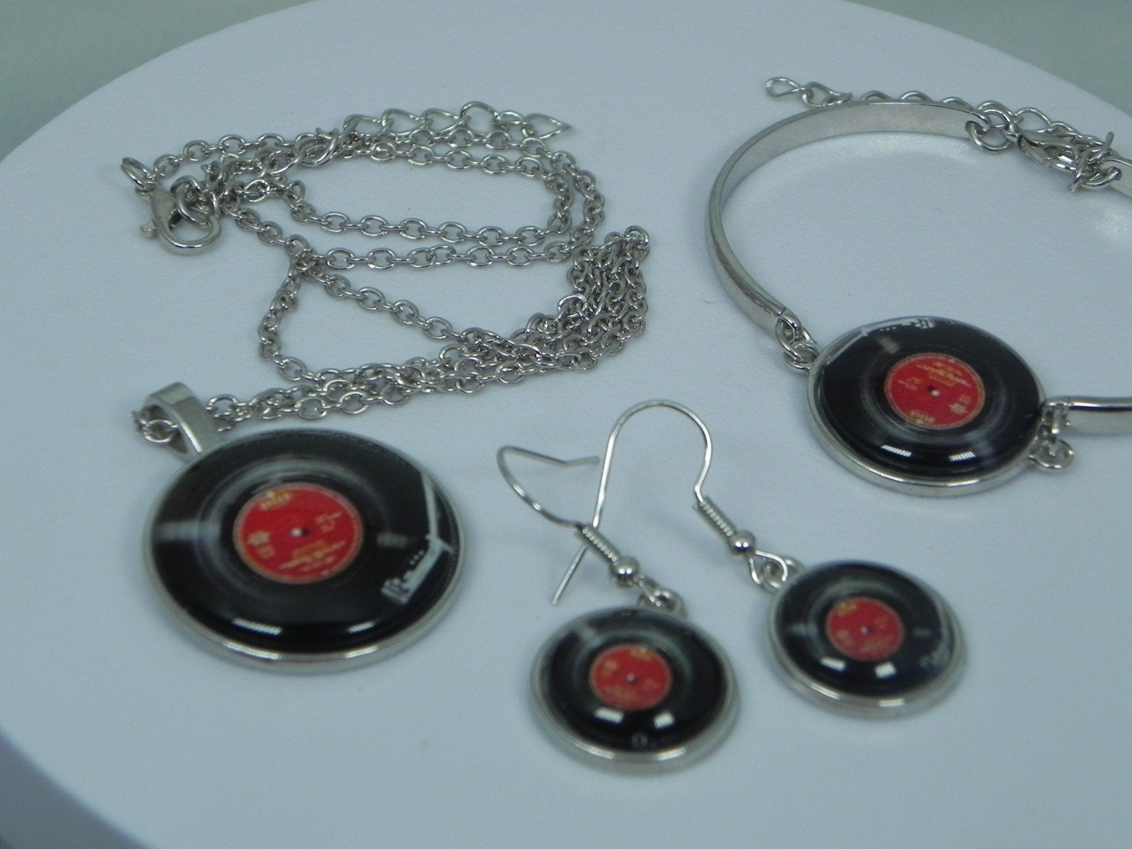 3-delige sieradenset met vinyl afbeelding, Sieraden, Tassen en Uiterlijk, Kettingen, Met hanger, Overige materialen, Verzenden