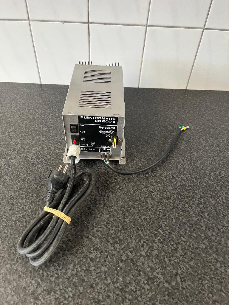 Elektromatic NG200S Schaudt voeding trafo 12v , 200va 16.6A, Ophalen of Verzenden, Gebruikt