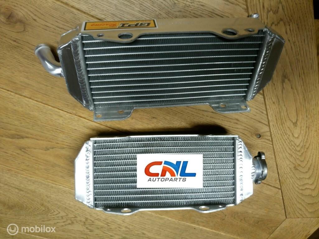 Radiateur Suzuki RM250 RM 250 2-stroke 1999 2000, Motoren, Nieuw, Ophalen of Verzenden