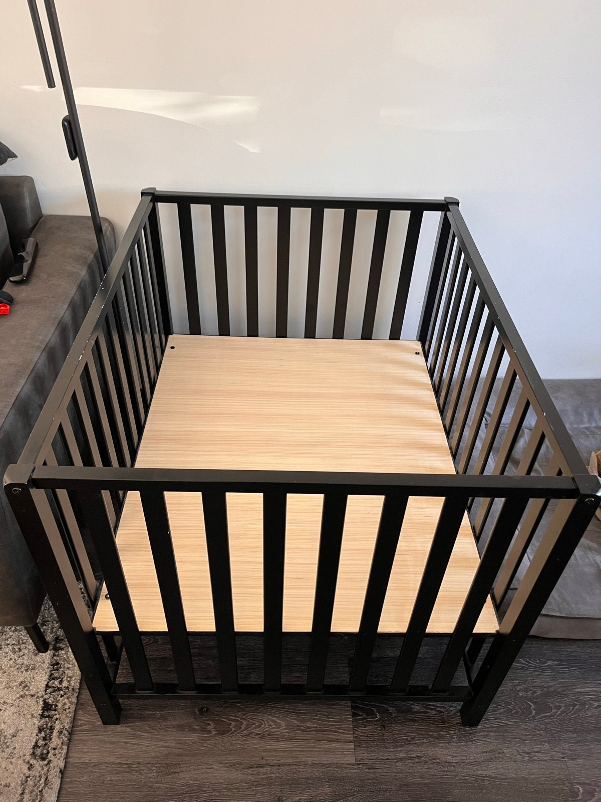 Box met boxkleed, matras en muziekmobiel, Ophalen, Gebruikt, Rechthoekig, Boxkleed
