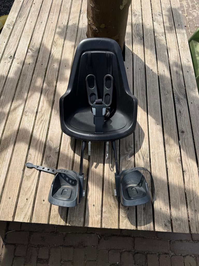 Stevige en veilige fietsstoel voor voorop (Bobike mini), Voetsteuntjes, Voorzitje, Ophalen of Verzenden, Zo goed als nieuw