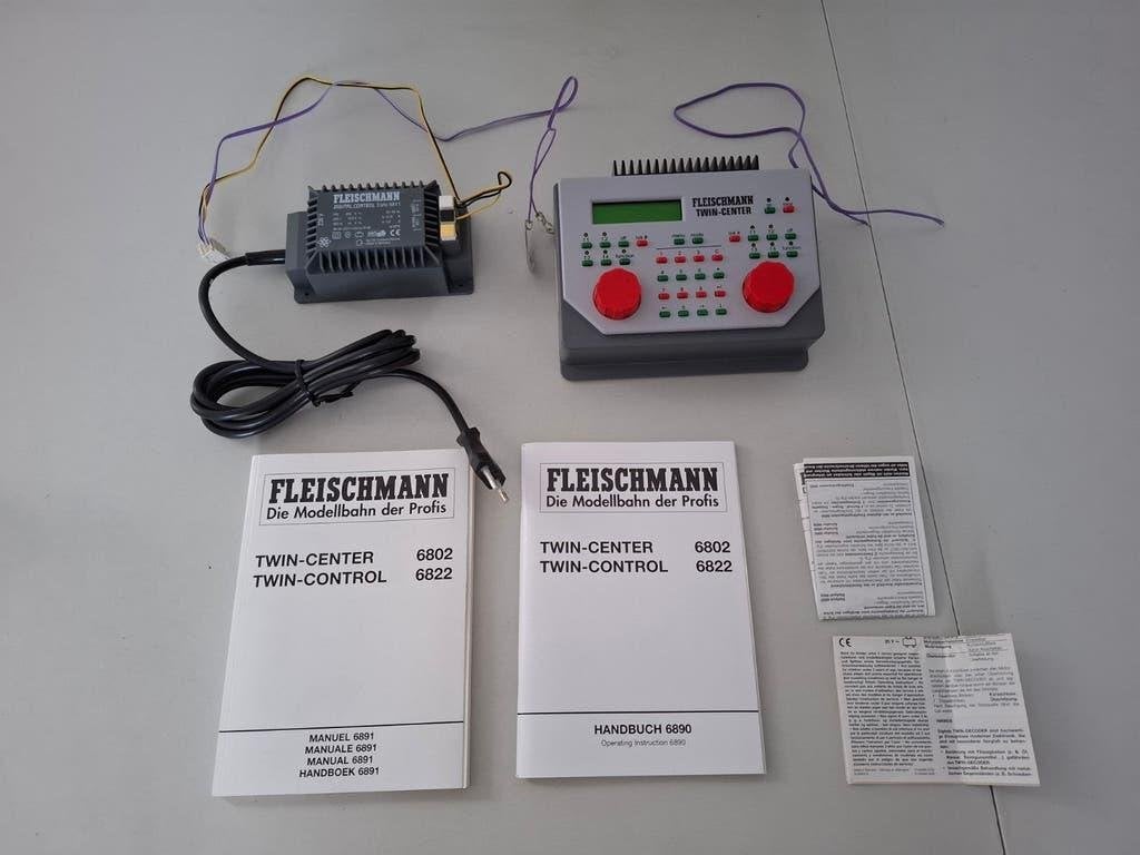 Fleischmann H0 6802/6811 Twin-center en transformator, Transformator of Voeding, Gelijkstroom, Fleischmann, Nieuw