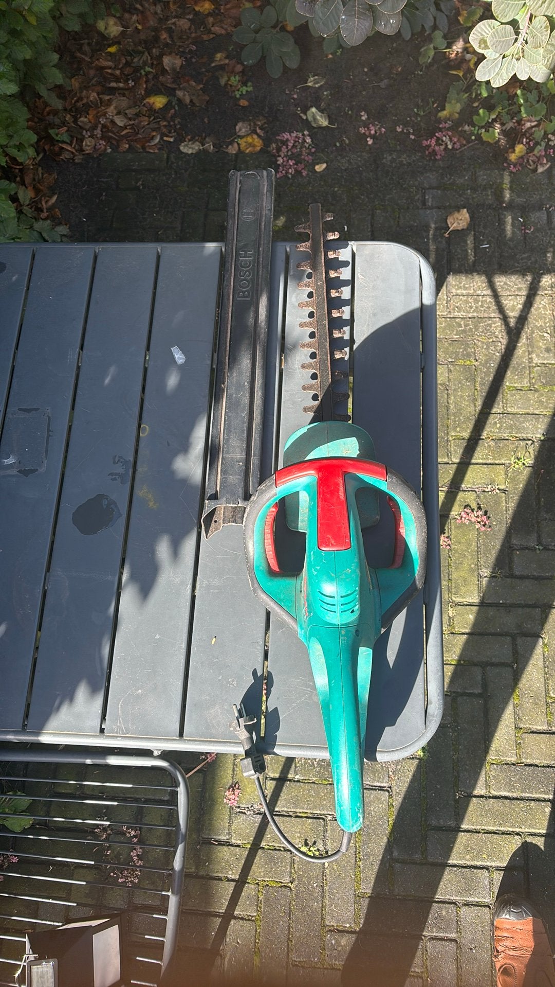 Bosch AHS 40-25 heggenschaar, Tuin en Terras, Ophalen, Zo goed als nieuw, Elektrisch