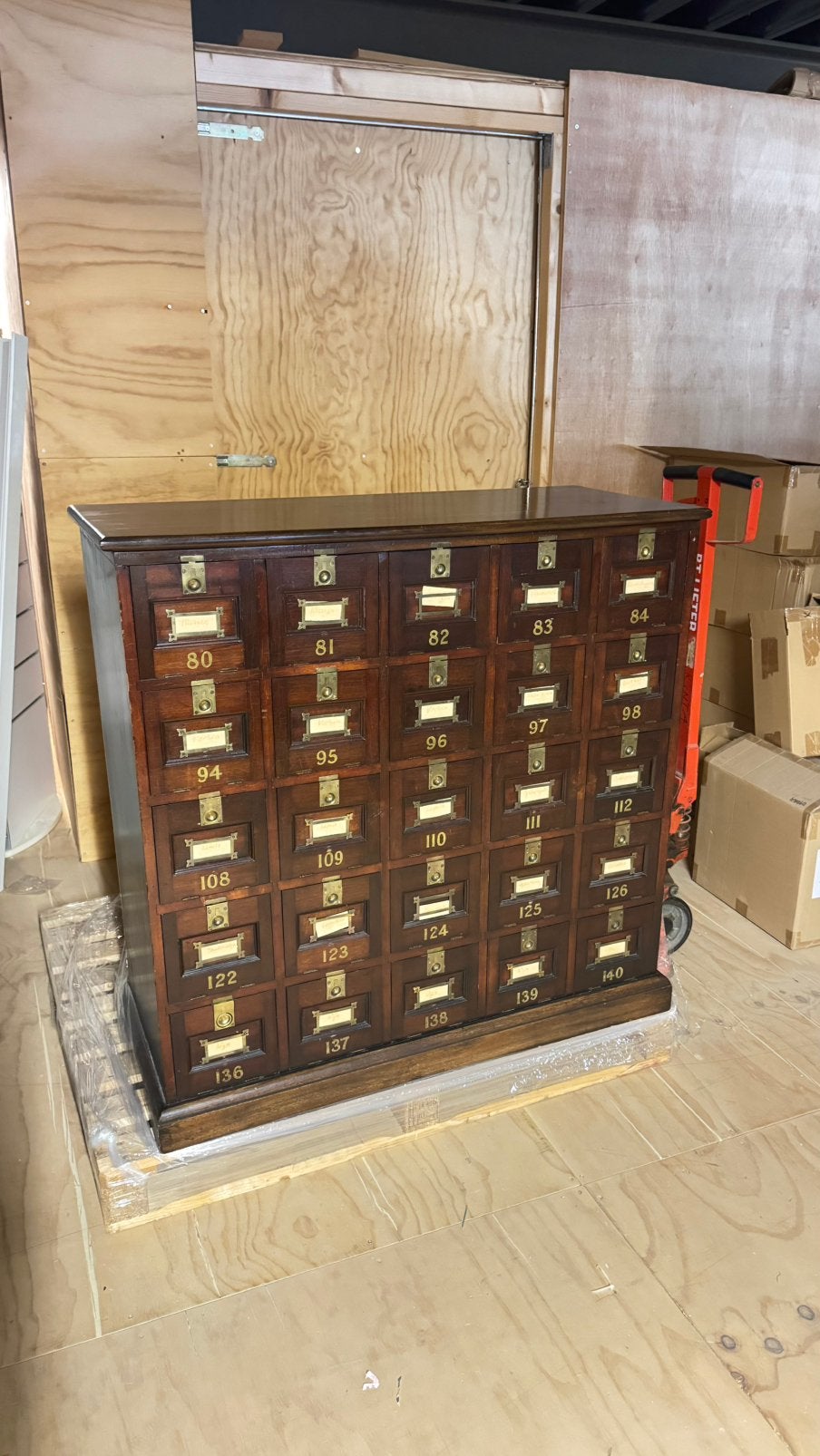 Antieke Houten Notariskast / Vakkenkast (25-vaks), Antiek en Kunst, Ophalen