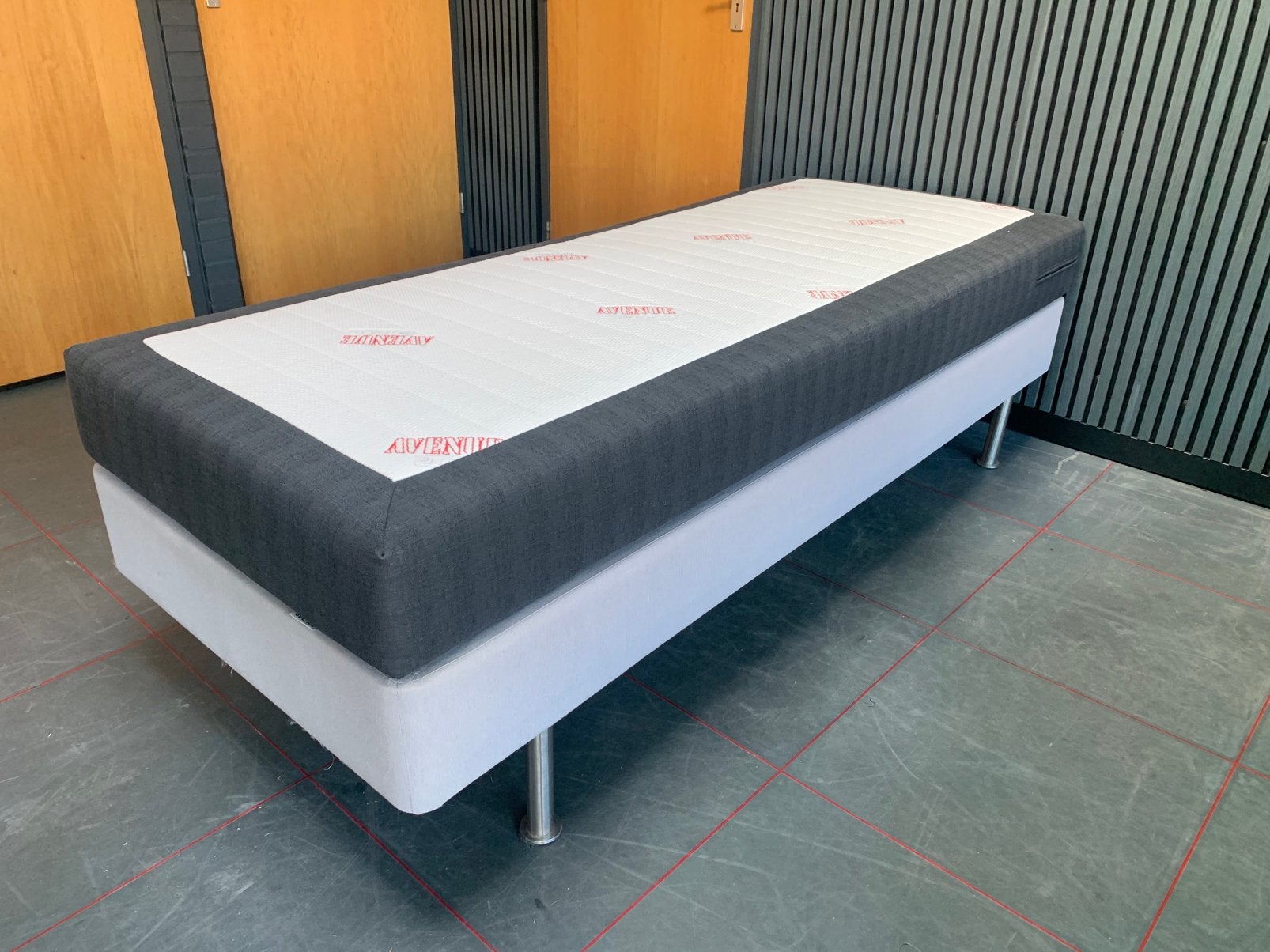 Boxspring 80x200cm, Ophalen of Verzenden, Zo goed als nieuw, Eenpersoons