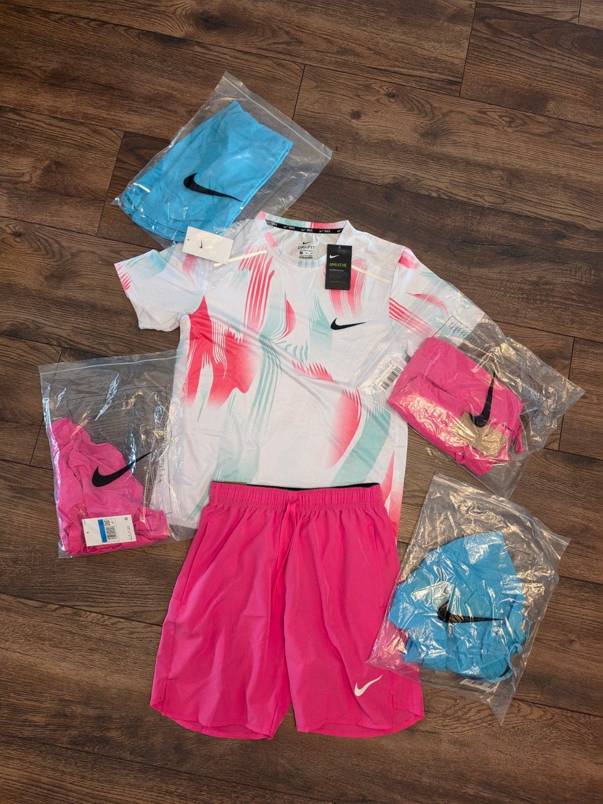 Nike Miler Sportsets T-Shirt + Shorts – Nieuw met tag (M&L), Ophalen of Verzenden, Nieuw, Nike, Algemeen