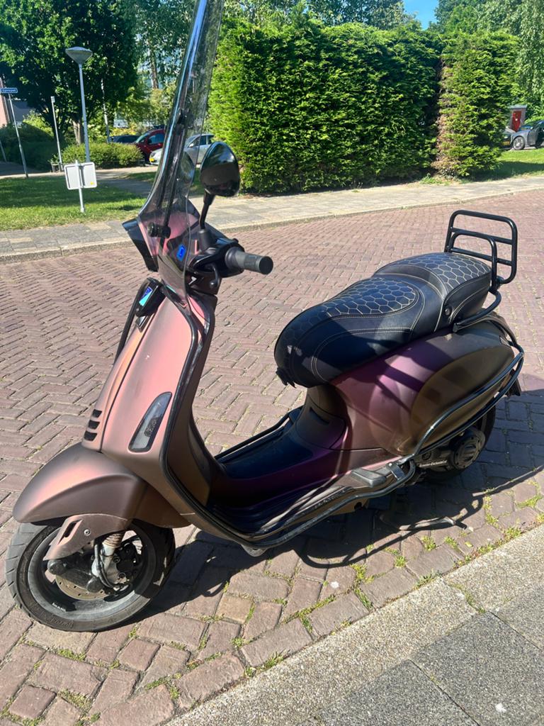 Vespa Sprint snor scooter, Ophalen, Zo goed als nieuw, Benzine, Overige modellen