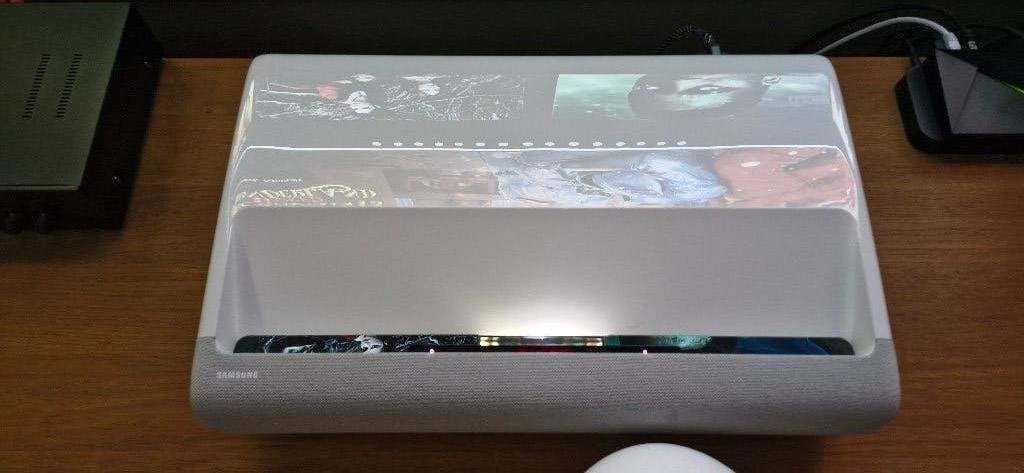 Samsung The Premiere LSP7T 4K Ultra Short Throw Laser Beamer, Audio, Tv en Foto, Beamers, Ophalen, Overige technologieën, Zo goed als nieuw