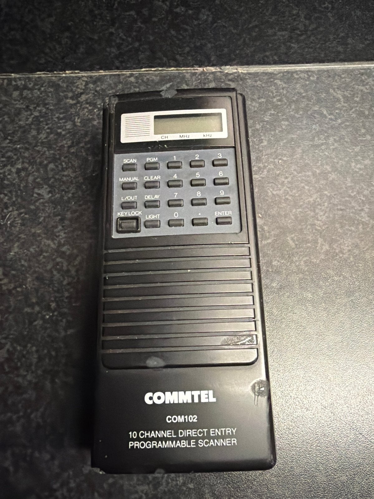Commtel COM102 10-kanaals programmeerbare scanner, Ophalen of Verzenden, Gebruikt, Minder dan 30 kanalen, Draagbaar