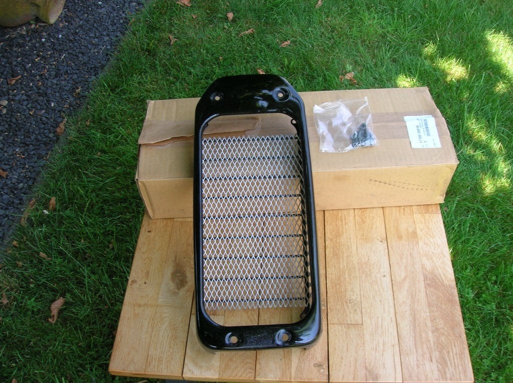radiatorcover suzuki intruder VS600 VS 700 VS750, Motoren, Ophalen of Verzenden, Gebruikt