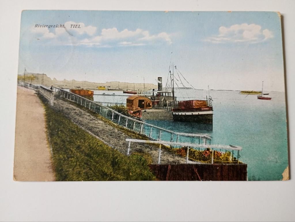 Tiel Riviergezicht met Scheepvaart 1926, Ophalen of Verzenden, 1920 tot 1940, Gelopen, Gelderland