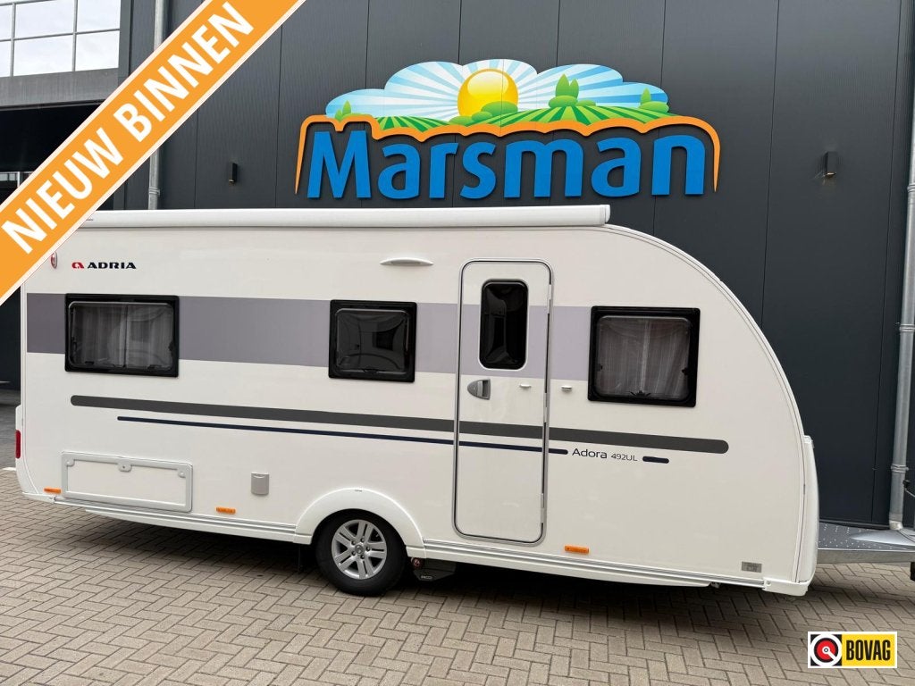 Adria Adora 492 UL, Overige typen, Rondzit, Adria, 5 tot 6 meter
