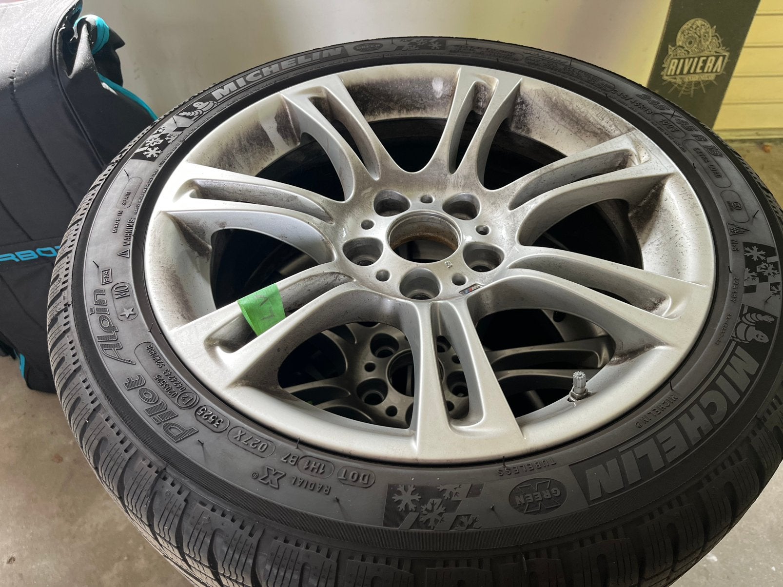 BMW M 18” velgen f10/11 Michelin Pilot Alpin winterbanden, Ophalen, 18 inch, Banden en Velgen, Winterbanden