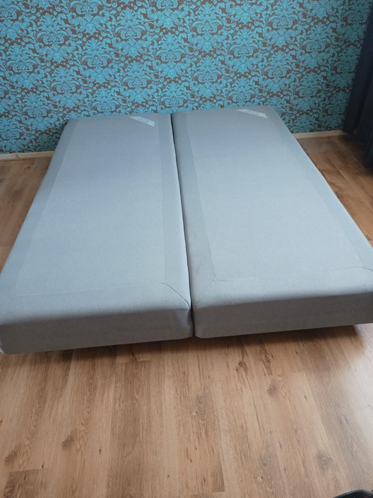 Gratis IKEA Sultan Storfors boxspring 2x 80x200 cm, Ophalen, Gebruikt, 90 cm, Modern, Functioneel