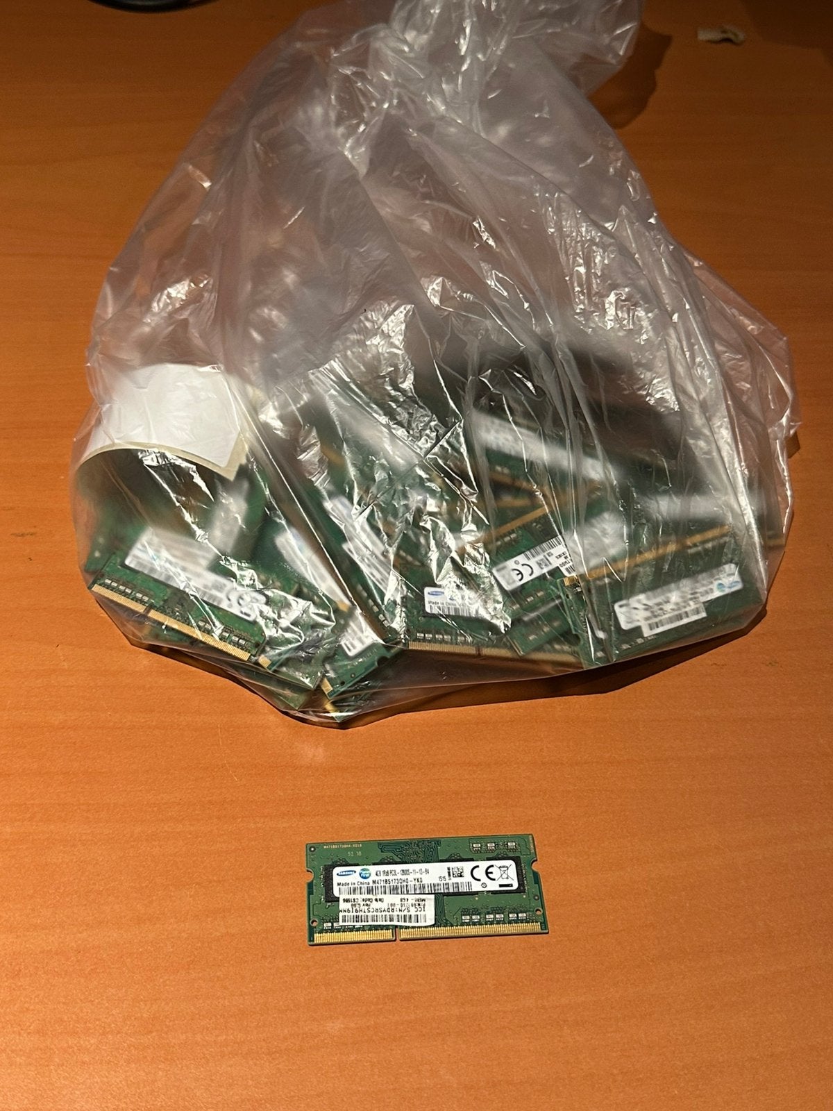 Samsung 4GB 1Rx8 PC3L-12800S-11-13-B4 Laptop geheugen, Computers en Software, DDR3, Ophalen of Verzenden, Zo goed als nieuw, Laptop