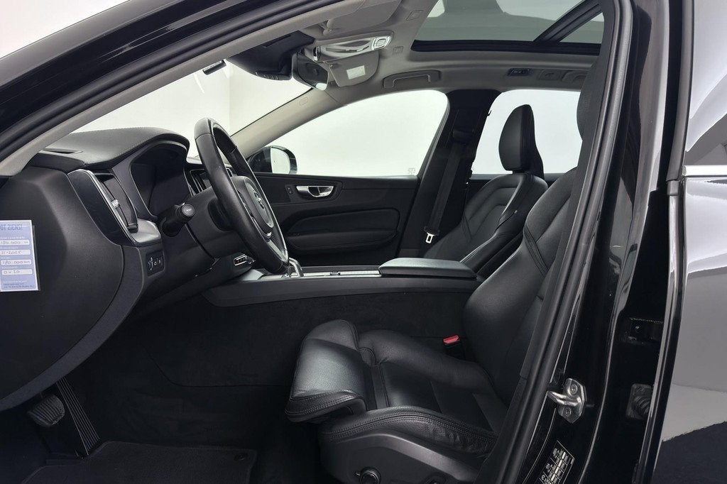 Volvo XC60 2.0 T8 Twin Engine AWD Inscription | Trekhaak | P, Automaat, Gebruikt, 4 cilinders, Bedrijf