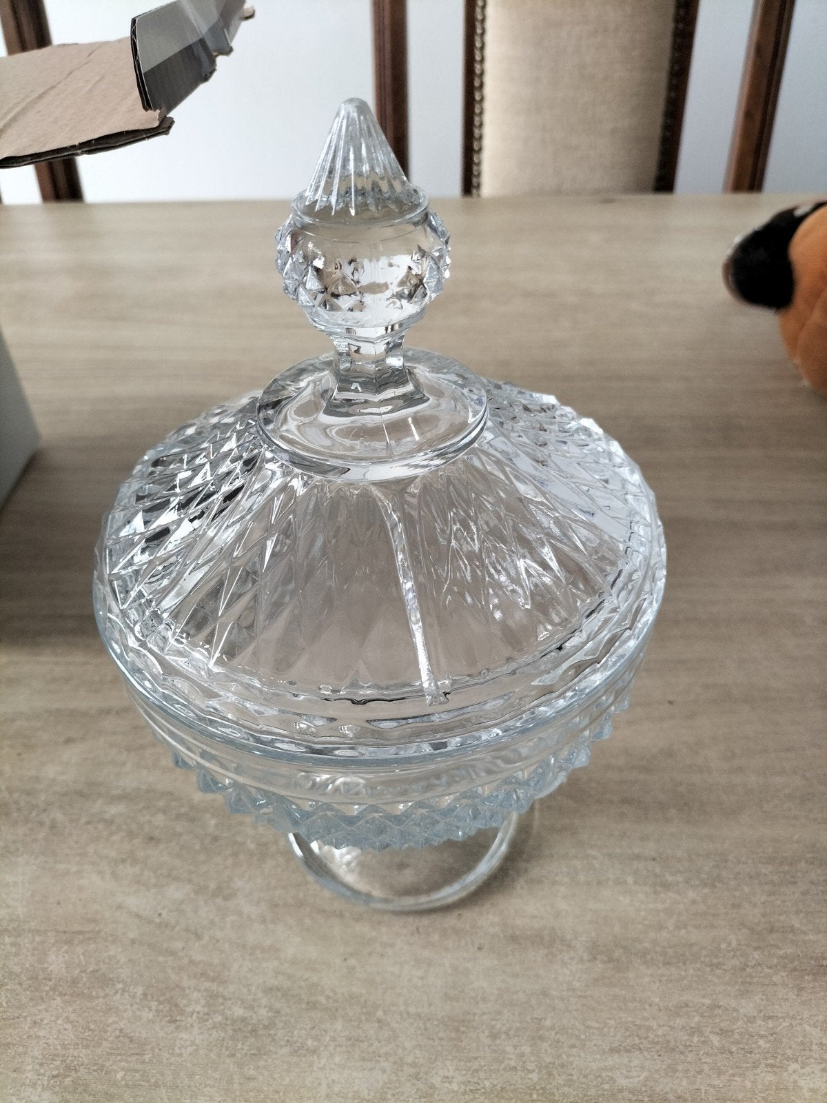 Glazen snoeppot met deksel - Diamond design, Nieuw, Ophalen of Verzenden, Klassiek, Wit