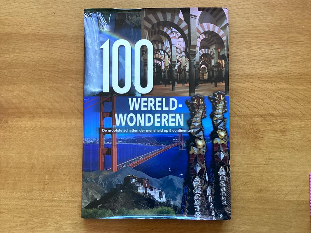 100 wereld wonderen, Ophalen of Verzenden, Zo goed als nieuw