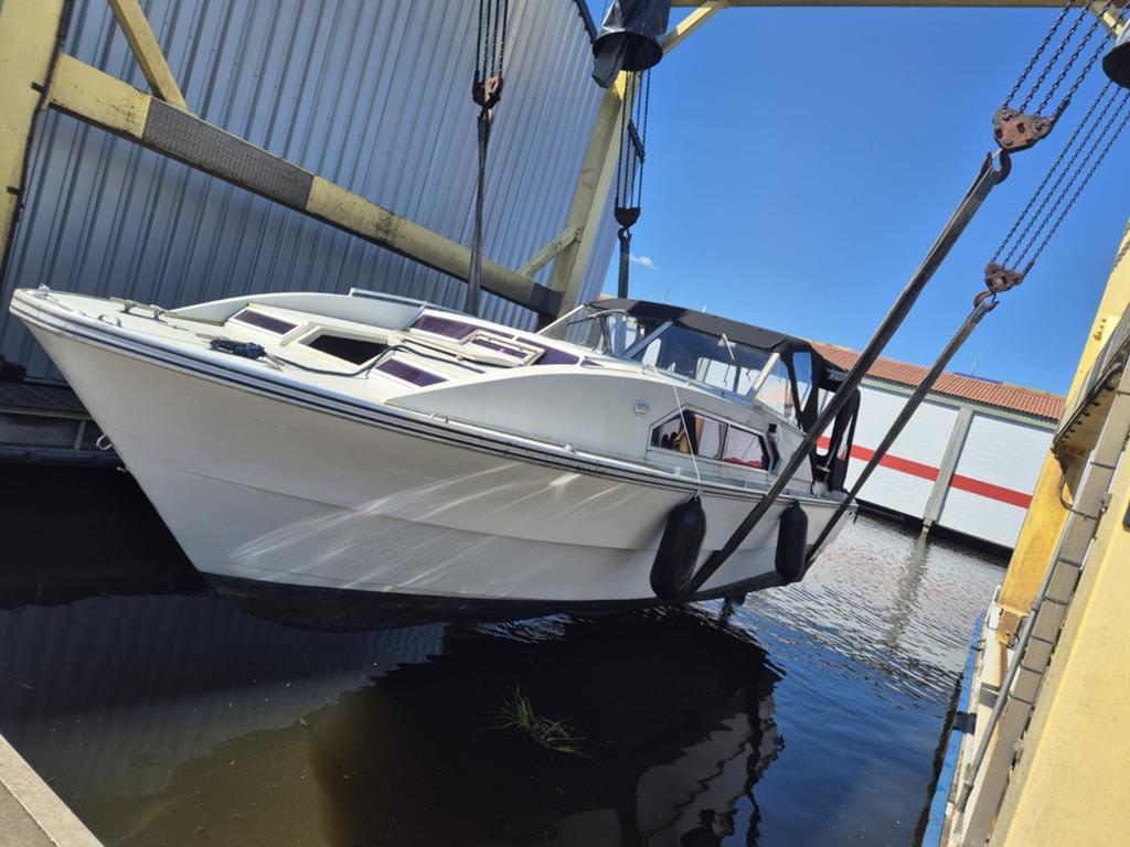 Alicraft 31 Norstar - Comfortabel en Ruim Motorjacht, 10 m, Gebruikt, 80 cm, Polyester