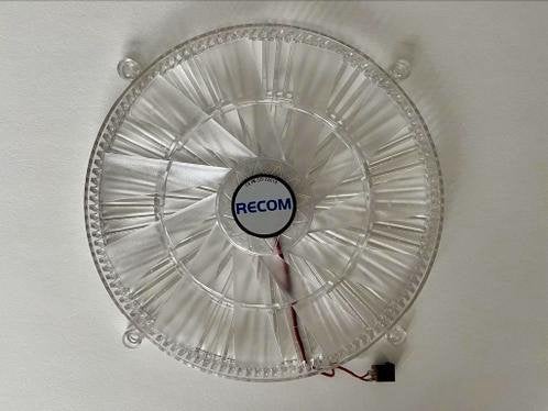 Recom 5V 22cm x 18mm ventilator schroefgaten hart-hart 17cm, Ophalen of Verzenden, Zo goed als nieuw, NA, NA