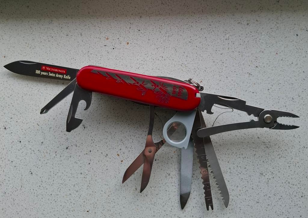 Victorinox Swiss Champ mes zakmes, Ophalen of Verzenden, Nieuw
